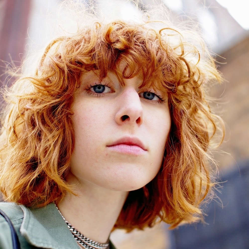 Meet your Posher, Claire